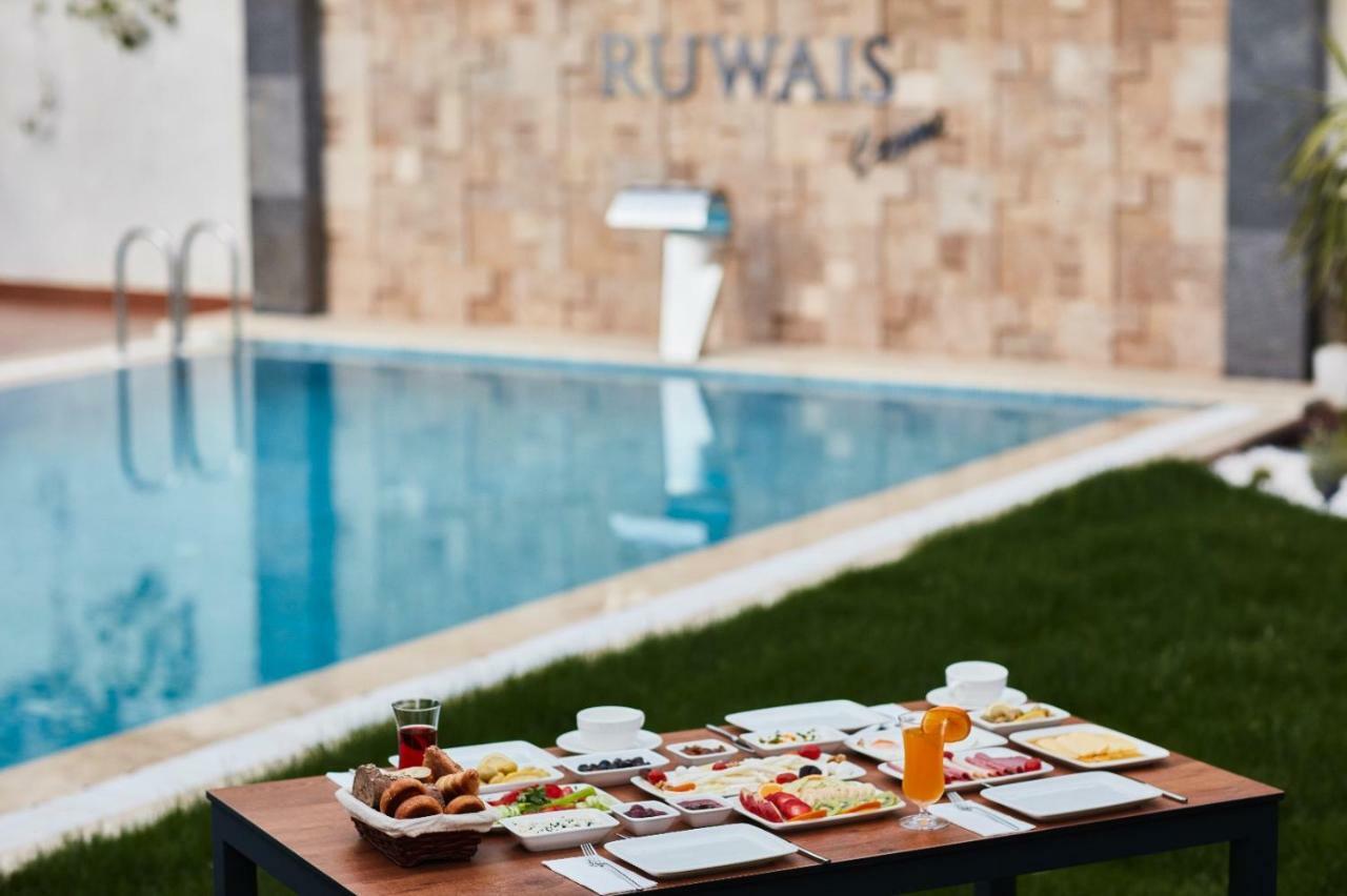 Ruwais Hotel Çeşme Dış mekan fotoğraf