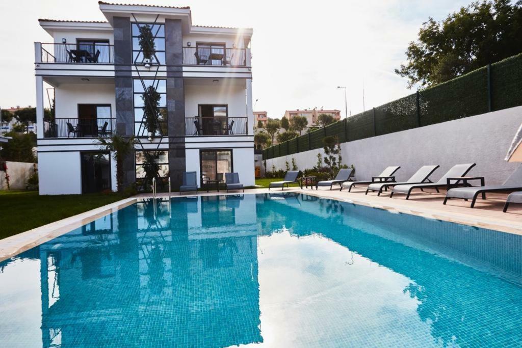 Ruwais Hotel Çeşme Dış mekan fotoğraf